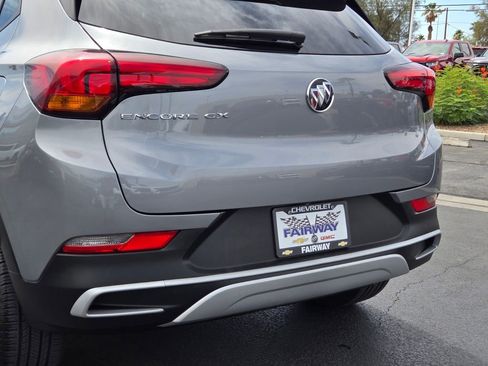 Used 2023 Buick Encore GX Preferred w/ Cold Weather Comfort Package FWD image 5