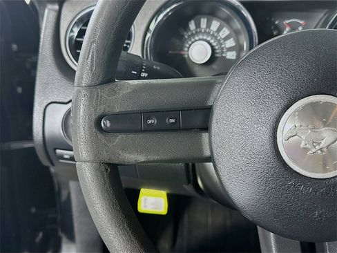 Used 2012 Ford Mustang Convertible image 24