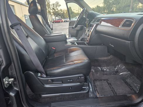 Used 2011 Chevrolet Avalanche LS w/ Regional Value Package image 19