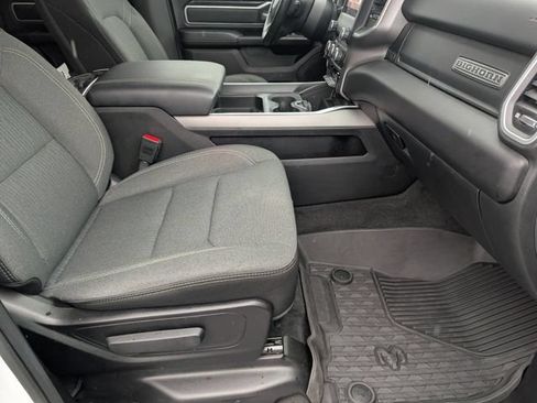 Used 2022 RAM 1500 Big Horn w/ Night Edition RWD image 28