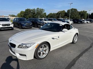 Used 2015 BMW Z4 sDrive28i RWD video 3