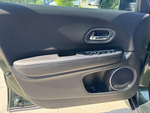 Used 2016 Honda HR-V EX image 13
