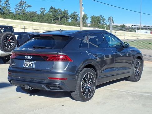 Used 2019 Audi Q8 Prestige w/ Luxury Package image 6