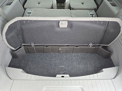Used 2016 Chevrolet Traverse LTZ AWD/4WD image 51