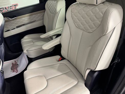 Used 2022 Hyundai Palisade Calligraphy image 39