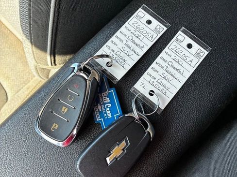 Used 2021 Chevrolet TrailBlazer LT w/ Driver Confidence Package image 32