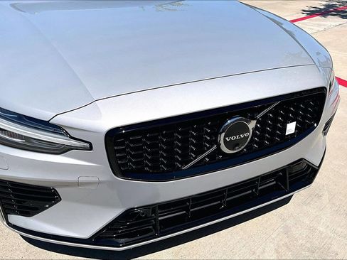 Used 2024 Volvo V60 T8 Polestar w/ Protection Package Premier AWD/4WD image 37