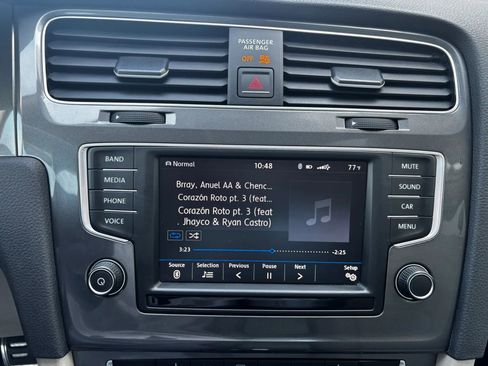 Used 2017 Volkswagen Golf Alltrack S AWD/4WD image 12
