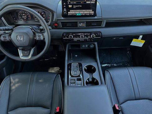 New 2025 Honda Pilot Elite image 14