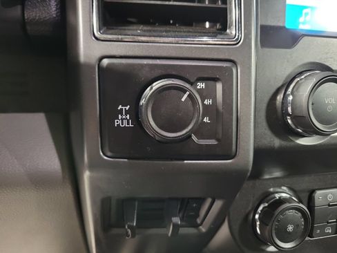 Used 2019 Ford F250 XLT w/ XLT Value Package AWD/4WD image 22