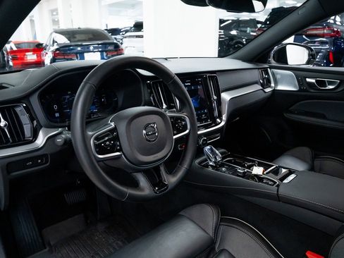 Used 2025 Volvo V60 T8 Polestar w/ Protection Package Premier image 18
