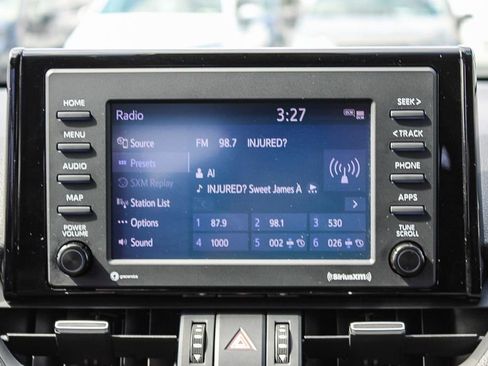 Used 2022 Toyota RAV4 XLE Premium AWD/4WD image 15