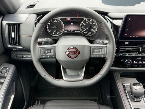 New 2026 Nissan Pathfinder Rock Creek AWD/4WD image 24