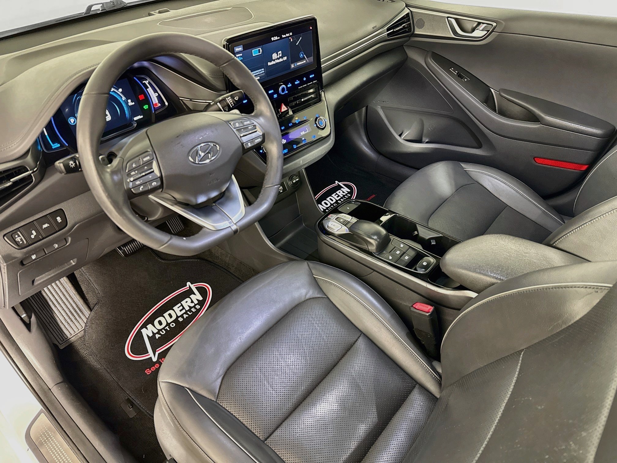 Used 2021 Hyundai Ioniq Limited FWD image 8