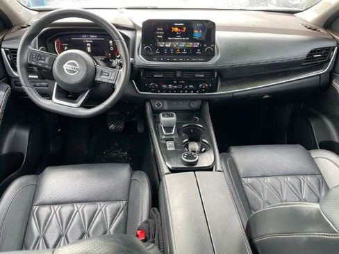 Certified 2023 Nissan Rogue Platinum w/ Platinum Premium Package image 8