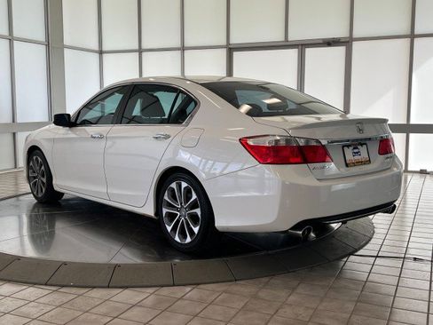 Used 2014 Honda Accord Sport image 5