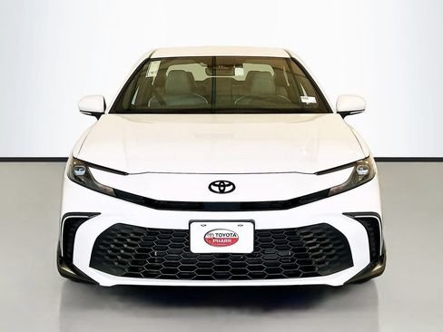 New 2026 Toyota Camry SE FWD image 2