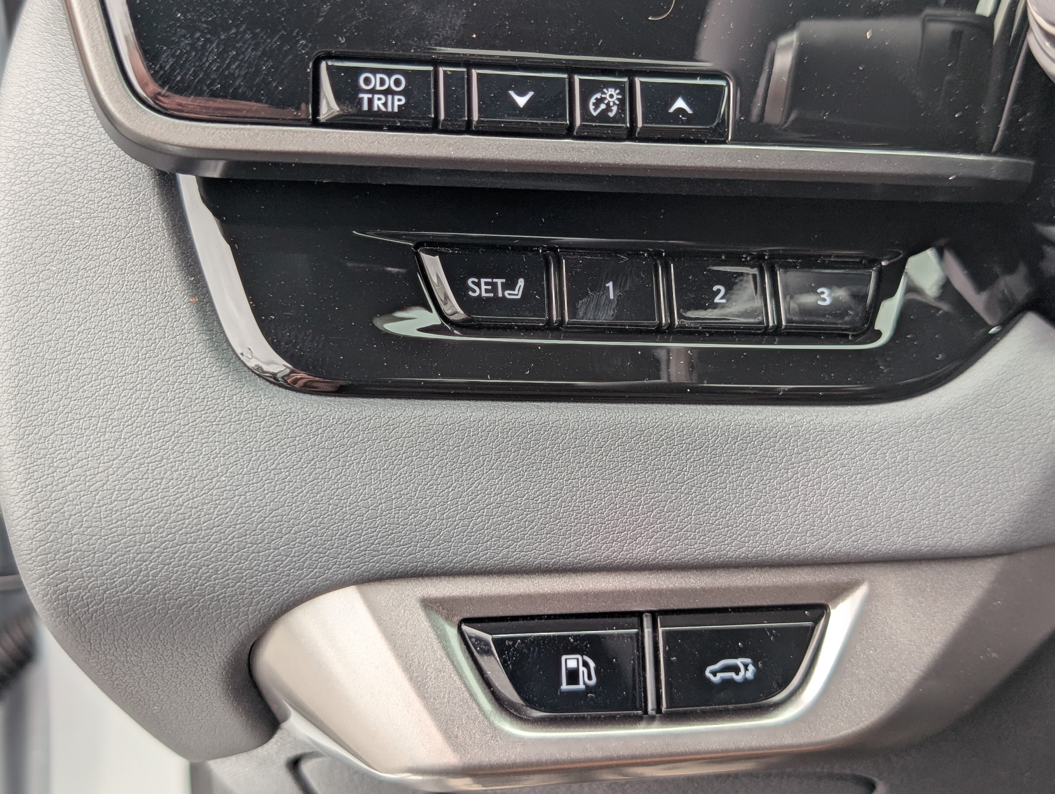 New 2026 Lexus RX 350h w/ Convenience Package AWD/4WD image 18