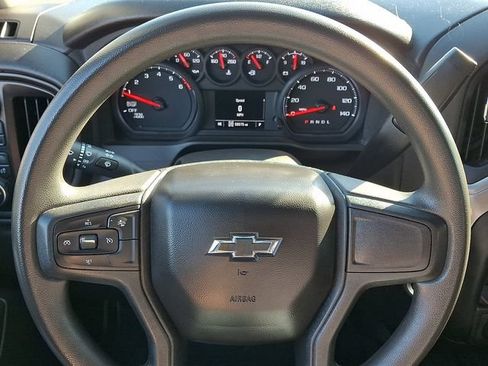 Used 2024 Chevrolet Silverado 1500 Custom Trail Boss w/ Dark Appearance Package AWD/4WD image 18