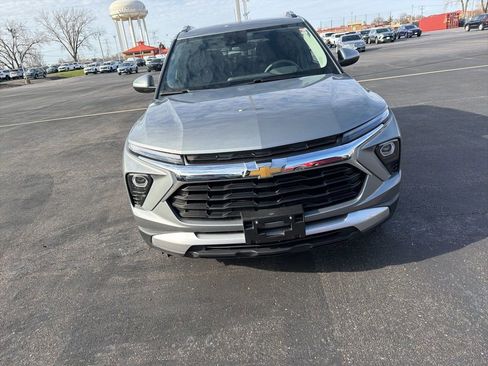 Used 2025 Chevrolet TrailBlazer LT image 6