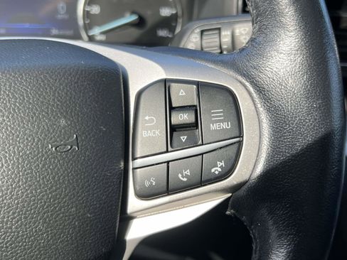 Used 2022 Ford Explorer XLT w/ Equipment Group 202A image 23