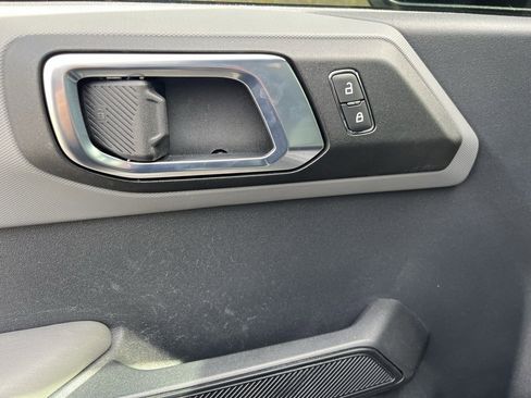 Used 2021 Ford Bronco 4-Door w/ Sasquatch Package image 13