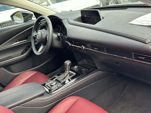 Certified 2025 MAZDA CX-30 AWD 2.5 S w/ Preferred Package image 24