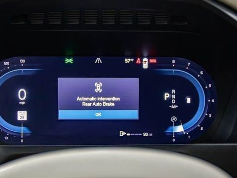 Used 2023 Volvo XC90 B6 Ultimate w/ Protection Package Premier image 13