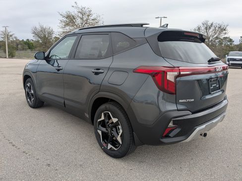 New 2026 Kia Seltos S FWD image 7