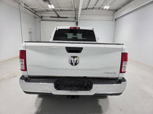 Used 2024 RAM 2500 Tradesman w/ Chrome Appearance Group AWD/4WD image 6