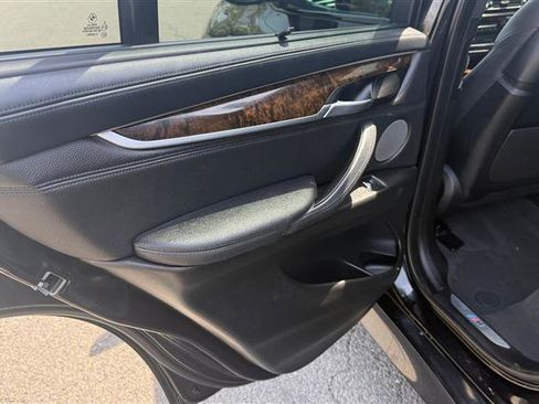 Used 2016 BMW X5 xDrive50i image 19