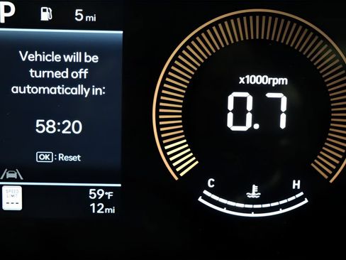 Certified 2025 Hyundai Sonata SEL AWD/4WD image 16