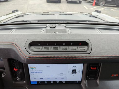 Used 2025 Ford Bronco Raptor AWD/4WD image 27