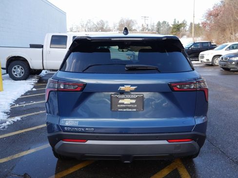 New 2026 Chevrolet Equinox LT image 6