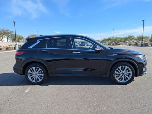 Used 2024 INFINITI QX50 Luxe image 6
