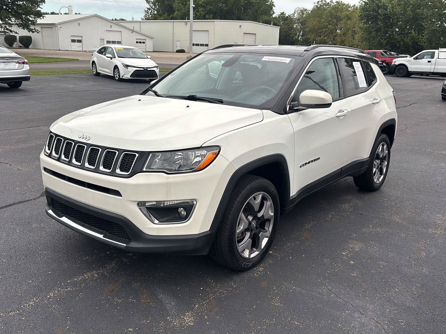 Used 2020 Jeep Compass Limited AWD/4WD image 2