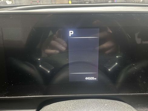 Used 2023 Kia Sportage EX AWD/4WD image 23