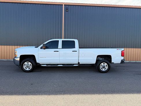 Used 2017 Chevrolet Silverado 2500 W/T w/ WT Convenience Package image 3