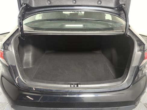 Used 2024 Toyota Corolla LE FWD image 18
