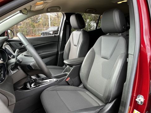 Used 2023 Buick Encore GX Select image 22