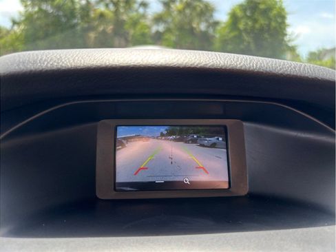 Used 2018 Ford Focus SE FWD image 22