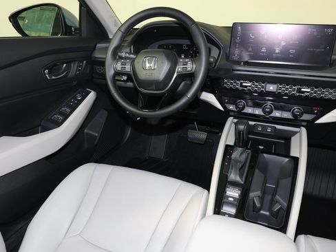New 2026 Honda Accord EX-L image 8