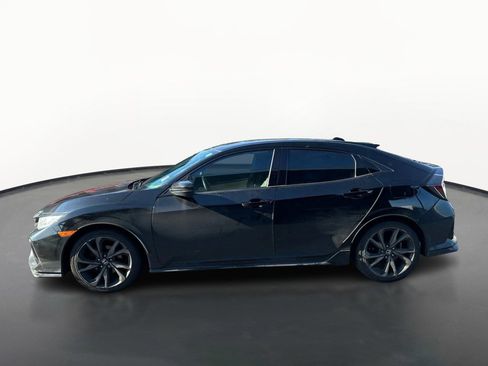 Used 2018 Honda Civic Sport image 6