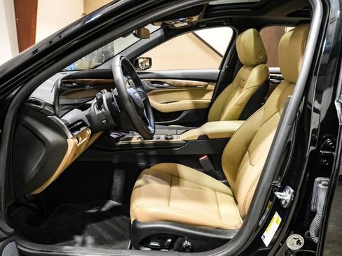 Used 2026 Cadillac CT5 Premium Luxury image 4