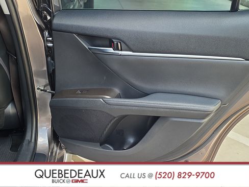 Used 2022 Toyota Camry XSE FWD image 24