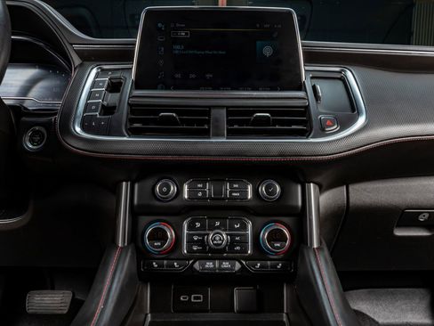 Used 2022 Chevrolet Tahoe RST w/ Luxury Package image 19