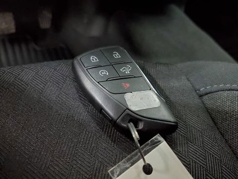 Used 2022 Chevrolet Silverado 1500 LT image 35