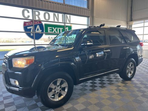 Used 2010 Toyota 4Runner SR5 image 3