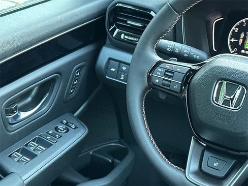 New 2025 Honda Pilot TrailSport image 22