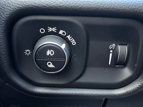 Used 2025 RAM 1500 Tradesman w/ Night Edition image 31